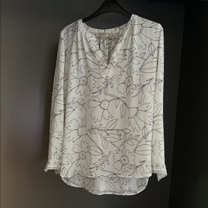 LOFT White and Black V-Neck Long Sleeve Blouse